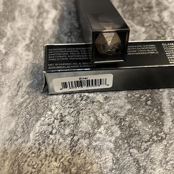 Haus Laboratories Glam Attack - Biker - Picture 3 of 3